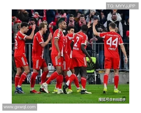 霍芬海姆全胜领先，保持领先优势稳如磐石